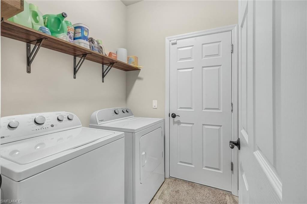 670 Nimitz BLVD photo 26