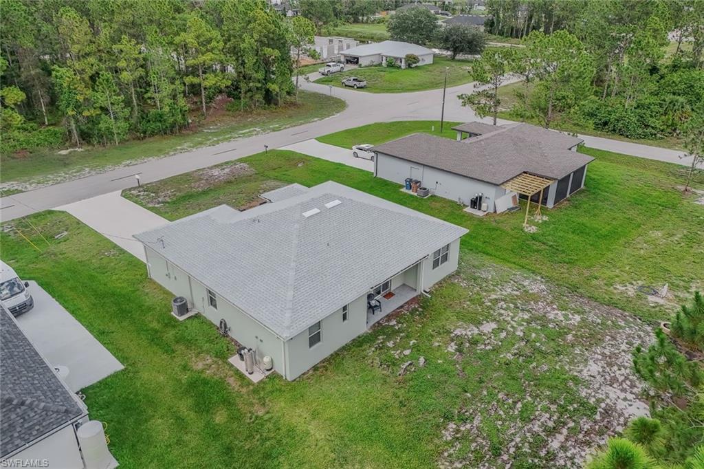 670 Nimitz BLVD photo 30