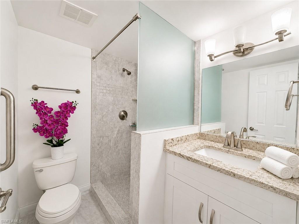 1087 Forest Lakes DR 306 photo 14
