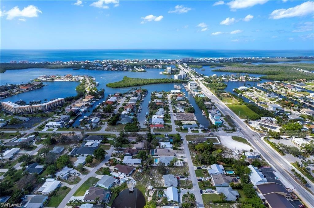 Minutes to the bay and Gulf-no bridges.
