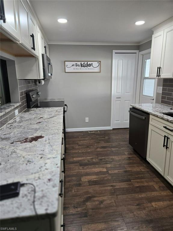 114 Elise DR photo 24