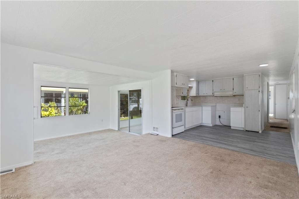 510 Menton LN photo 7