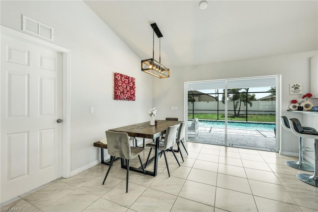2118 SW 12th TER photo 6
