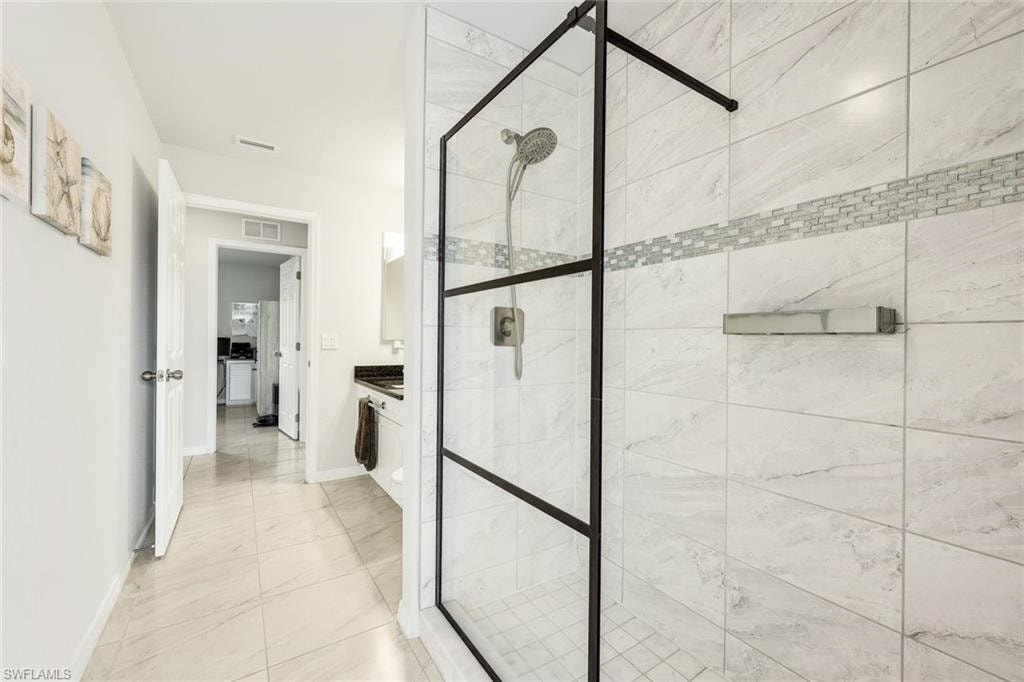 2118 SW 12th TER photo 16