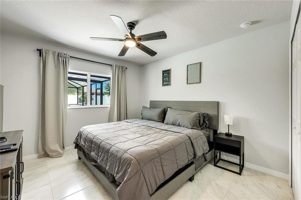 2118 SW 12th TER photo 15