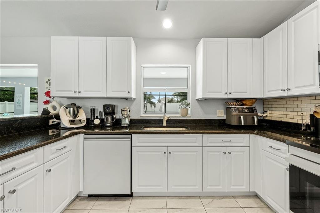 2118 SW 12th TER photo 11