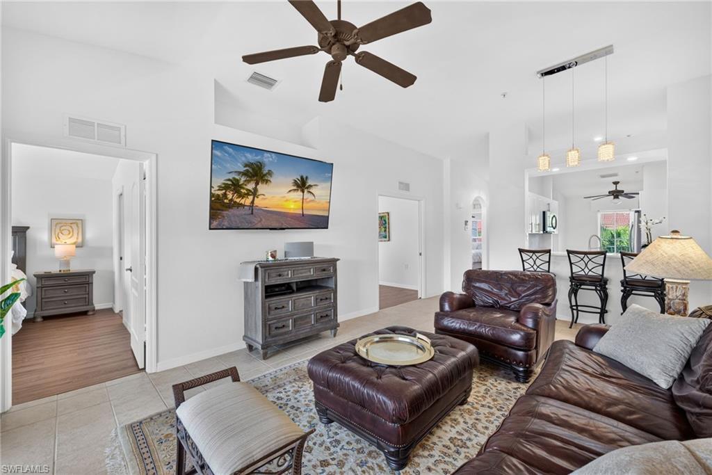 2815 Cypress Trace CIR 204