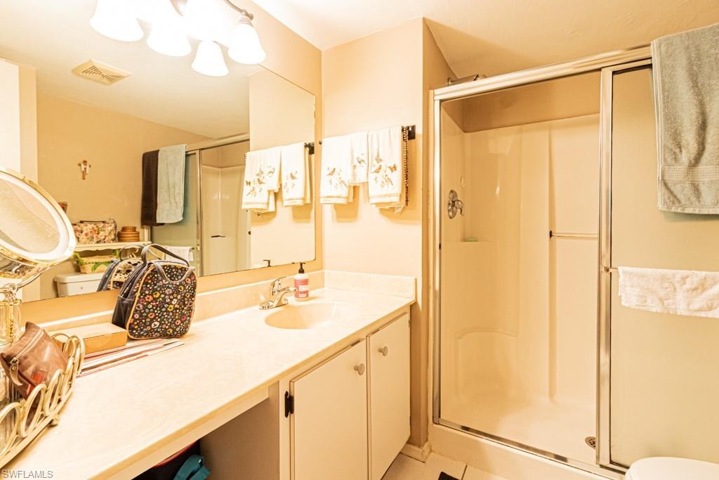 130 Cypress WAY E 1 photo 37
