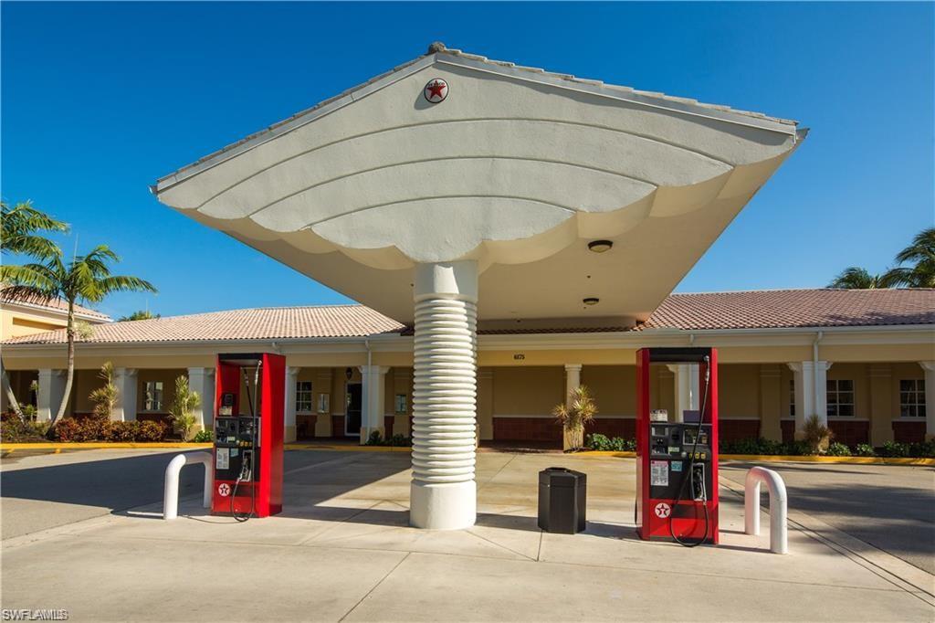 Large cantilevered canopy with integrated lighting