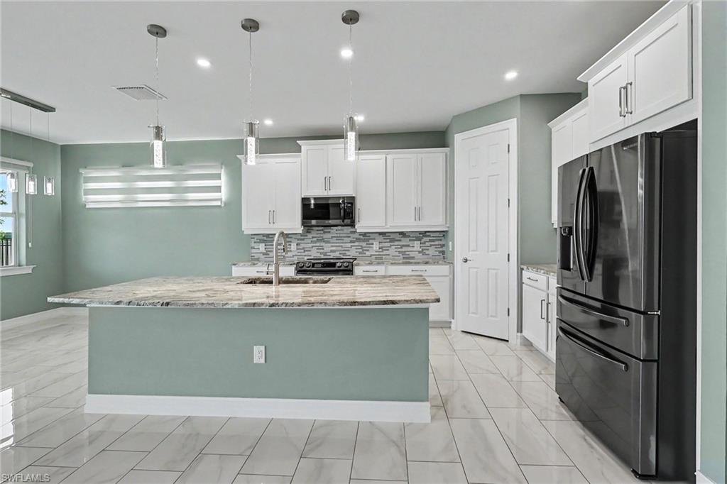 355 Spring Hill Lake LOOP