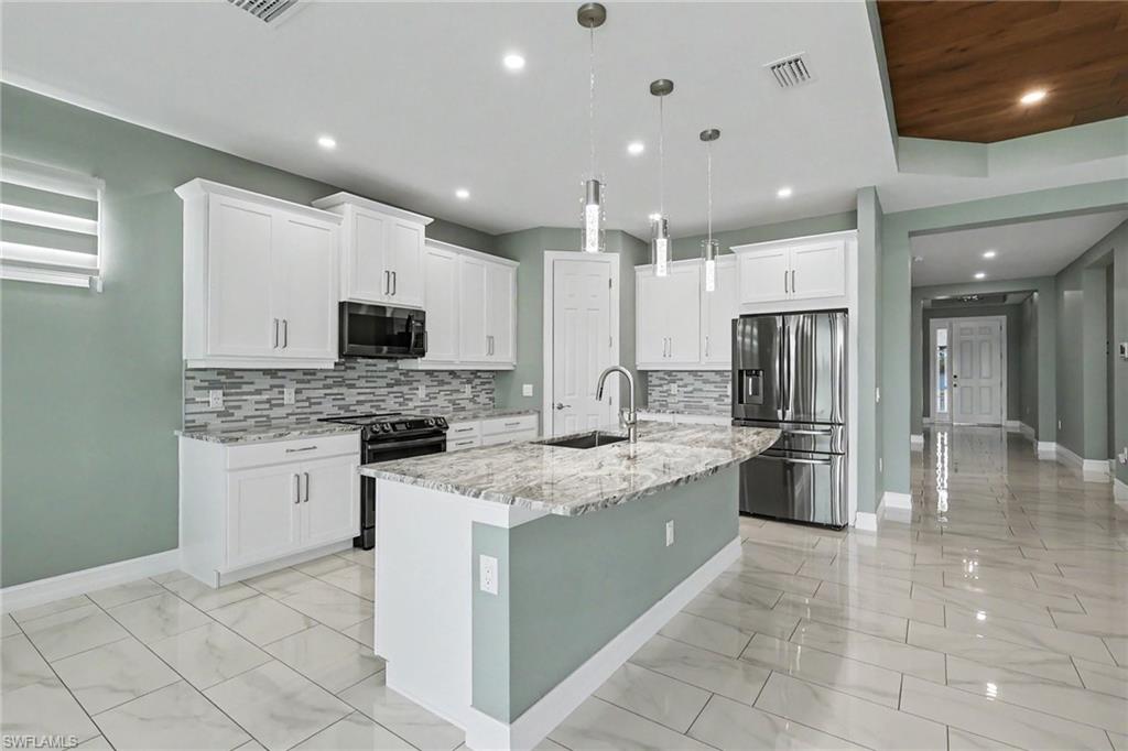 355 Spring Hill Lake LOOP
