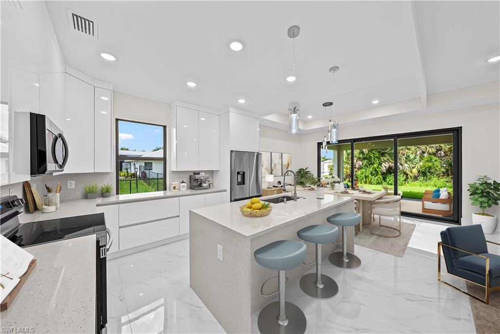 4335 Wilson BLVD N photo 8