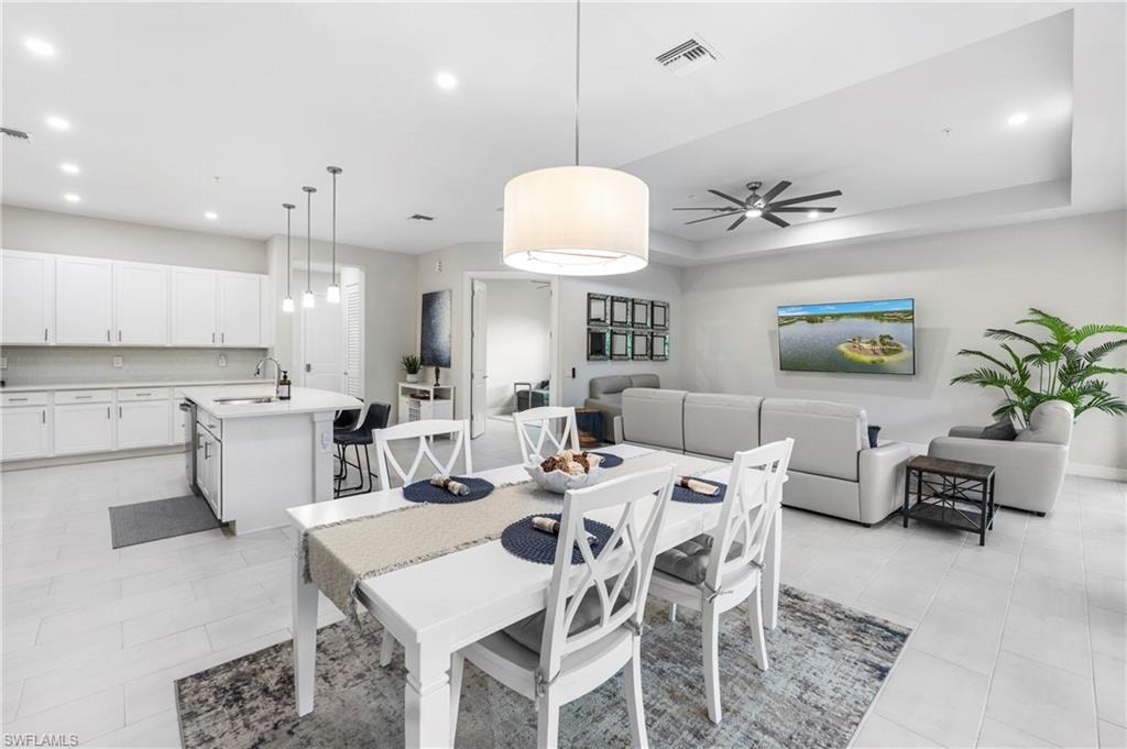178 Indies DR E 201 photo 12