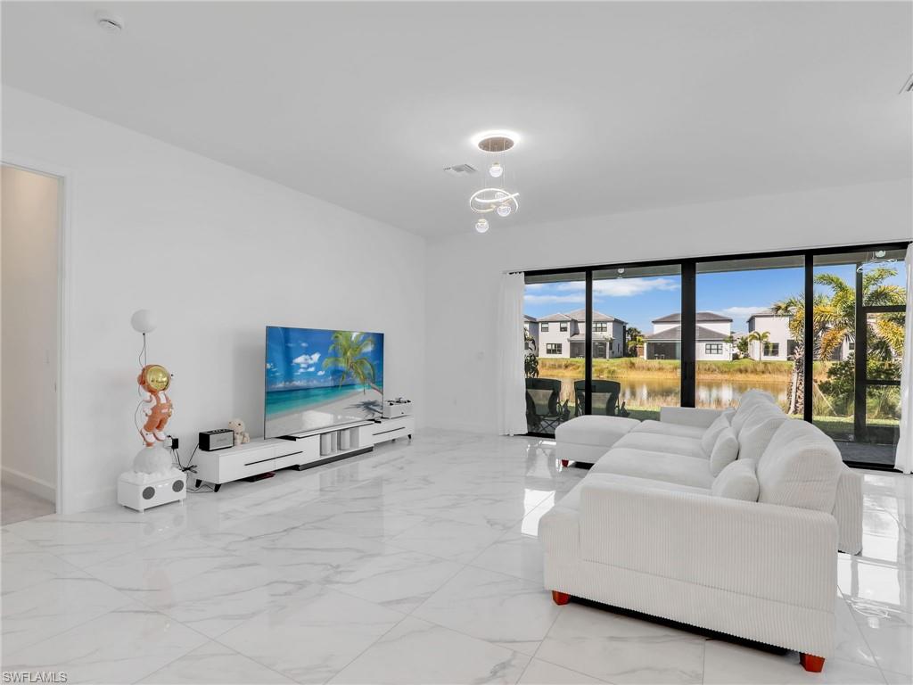 20329 Fair Oak LN photo 9