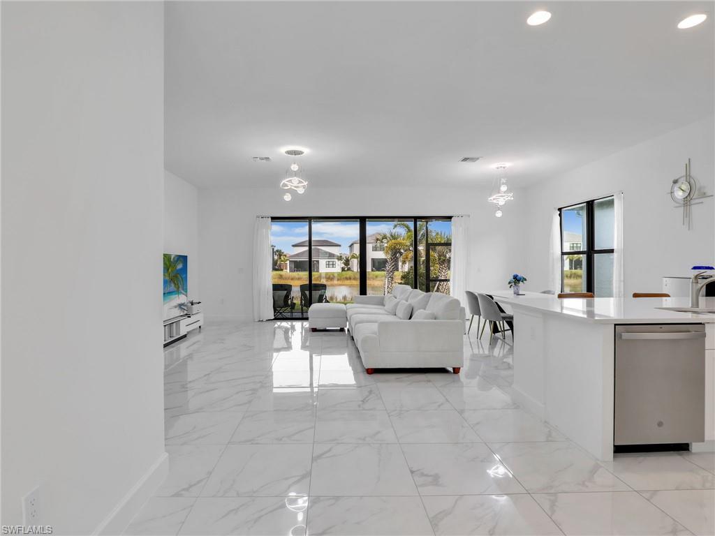 20329 Fair Oak LN photo 8