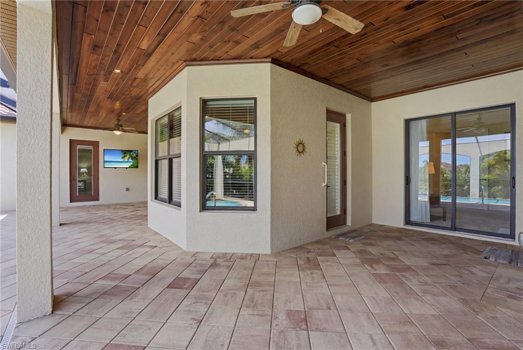 3266 Runaway LN photo 31