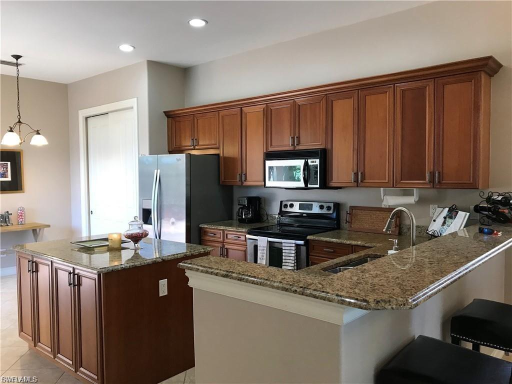 8314 Provencia CT