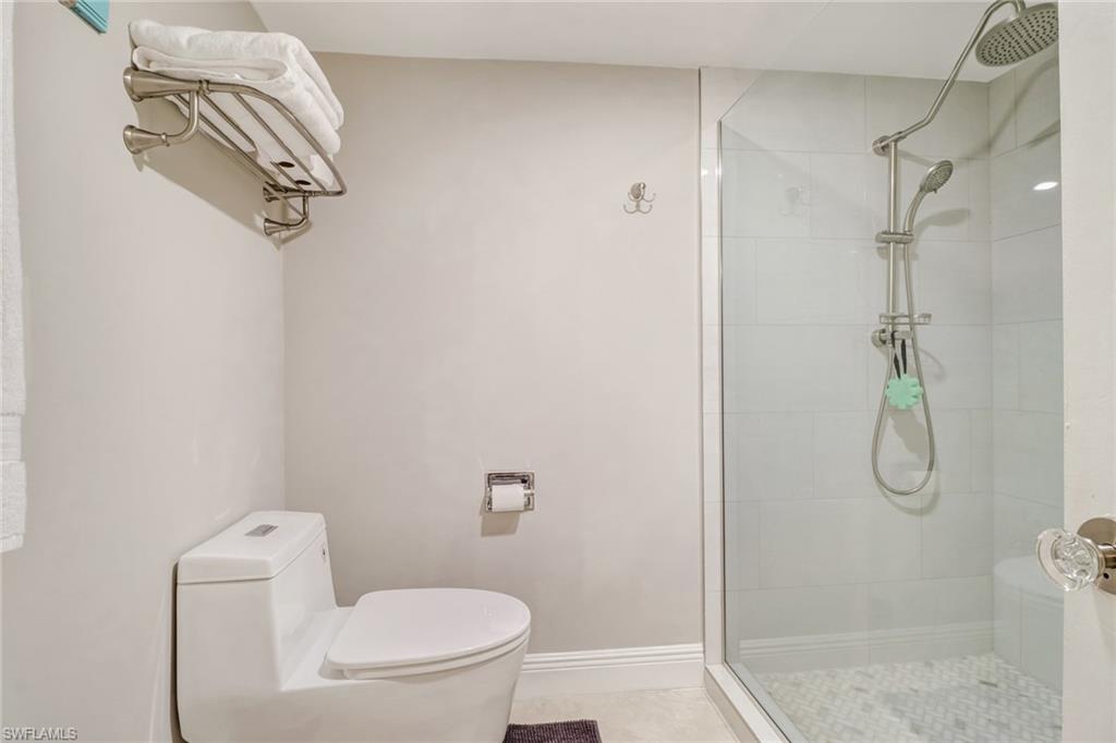4041 Gulf Shore BLVD N 1109 photo 21