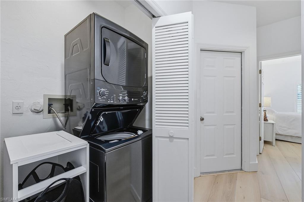 5900 Fountain DR photo 20
