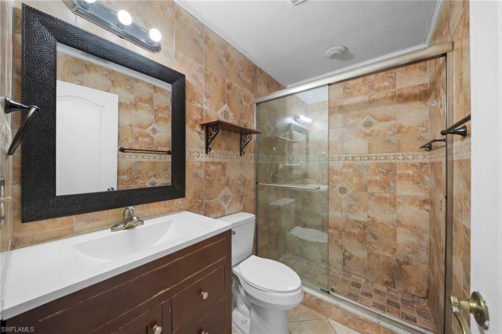 3402 santa barbara BLVD photo 15