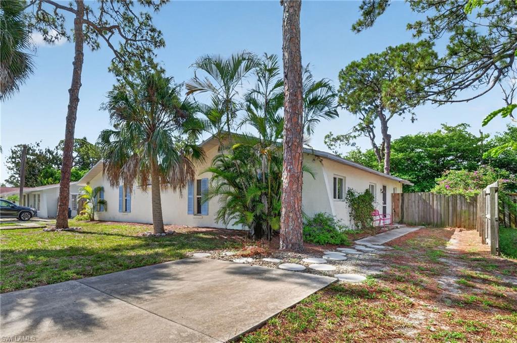 3489 Quails WALK