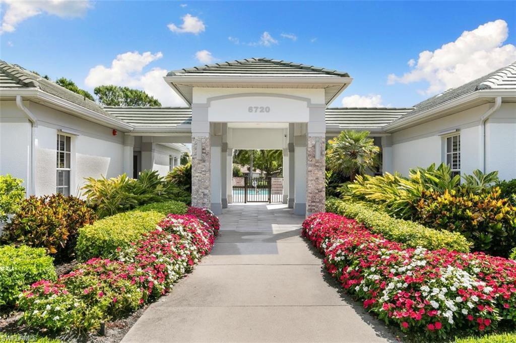 Community Center with large pool, work out room and 2 social rooms