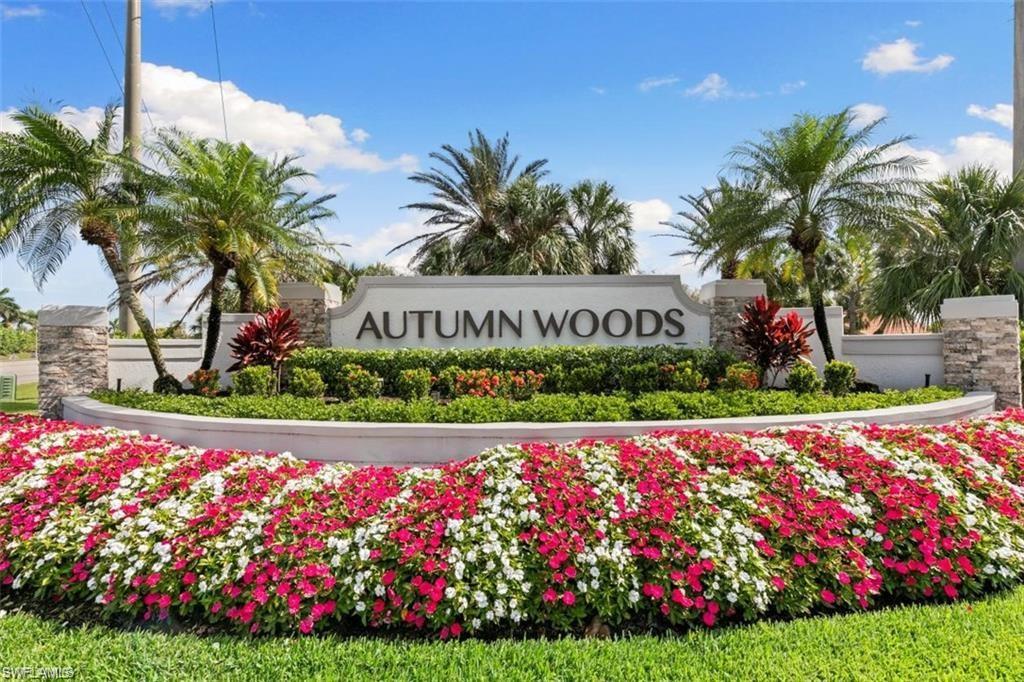 Beautiful entrance to Autumn Woods