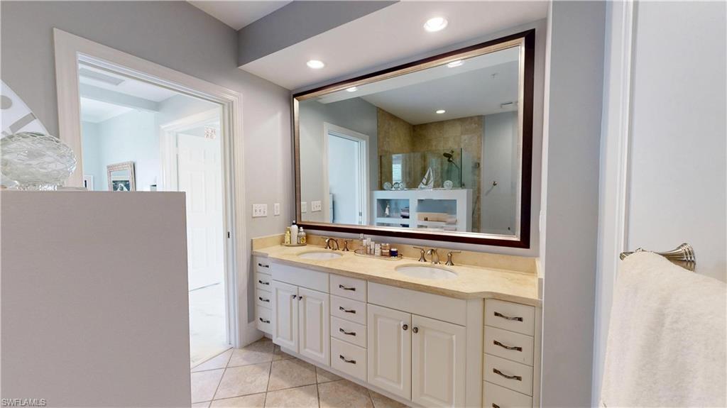 5080 Annunciation CIR 1301 photo 38
