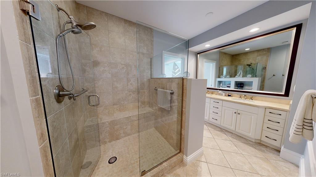 5080 Annunciation CIR 1301 photo 37