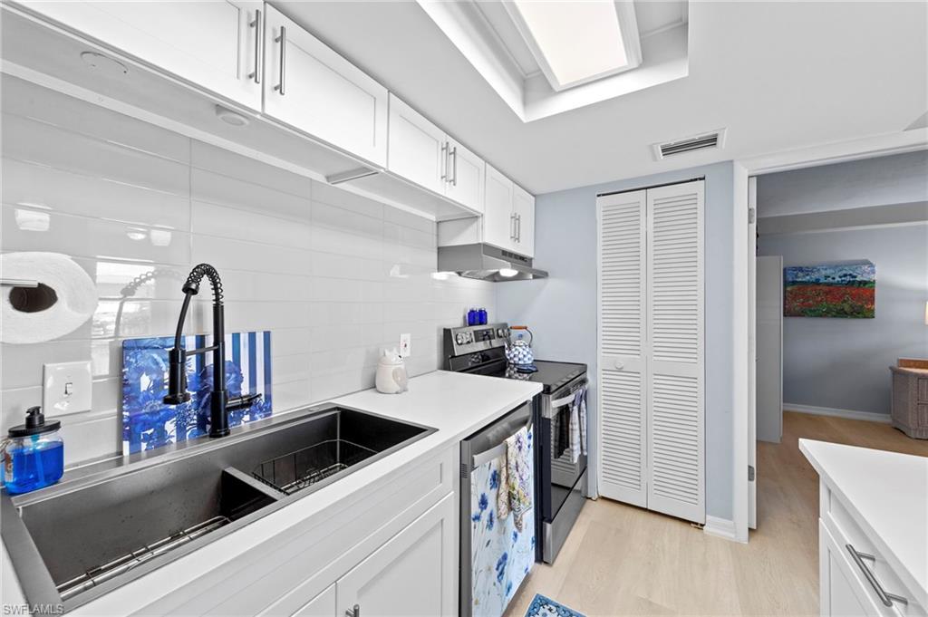 248 Palm DR 3 photo 6