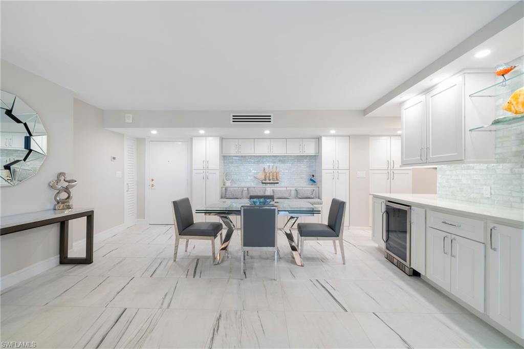 4001 Gulf Shore BLVD N 702 photo 9