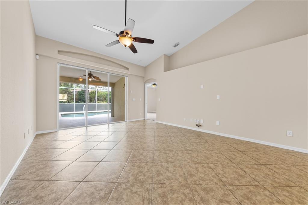 8471 Ibis Cove CIR M677 photo 14
