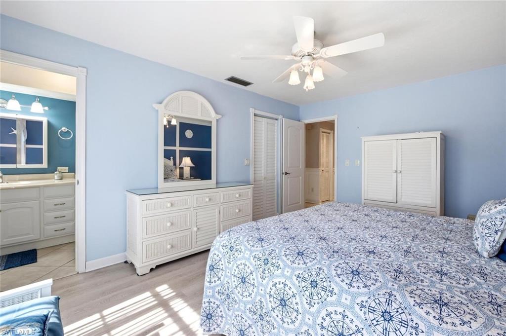 120 Fleur De Lis LN photo 16