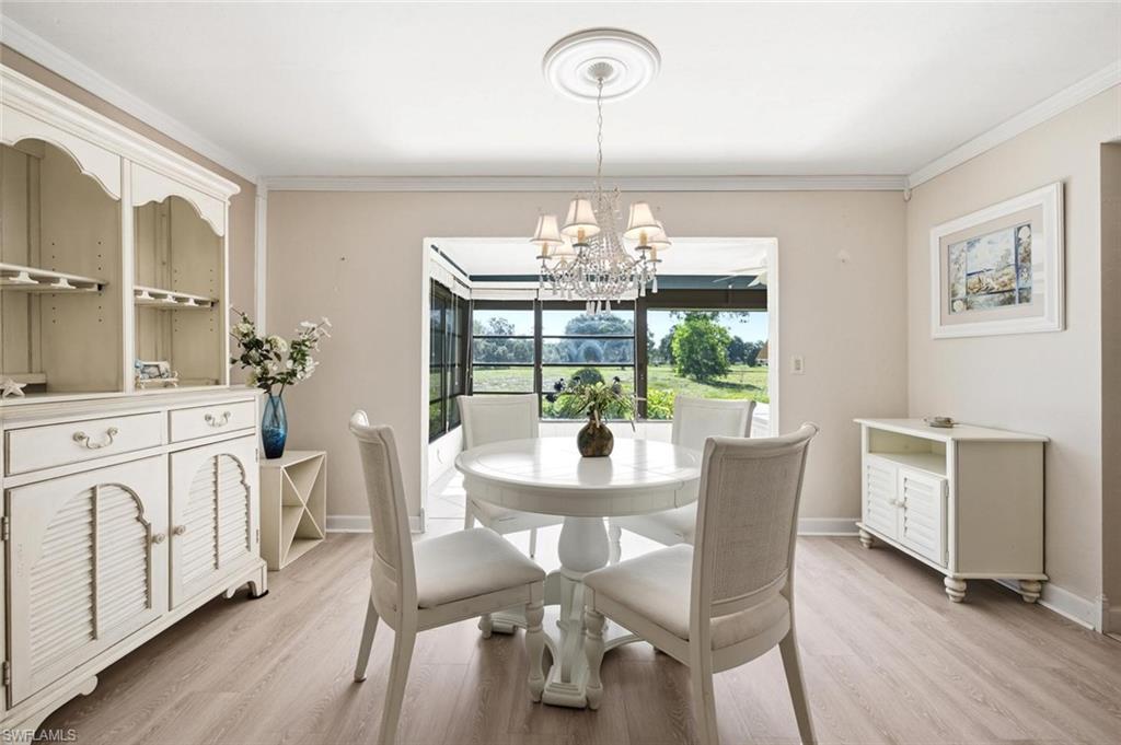 120 Fleur De Lis LN photo 7