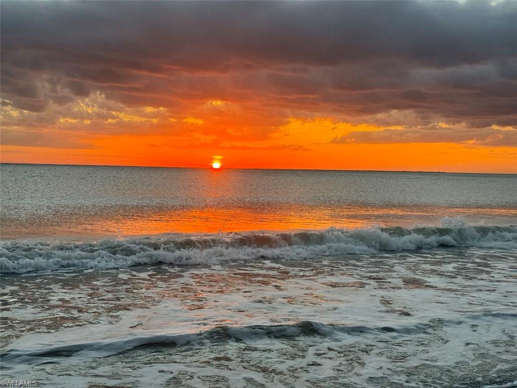 The Best Sunsets.  Breath it in!