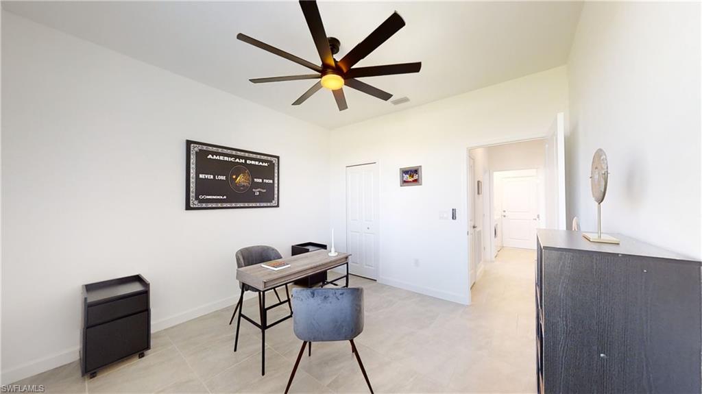 First floor bedroom or office