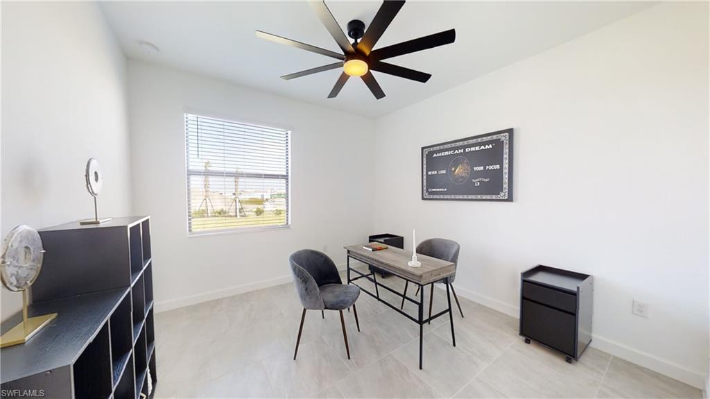 First floor bedroom or office