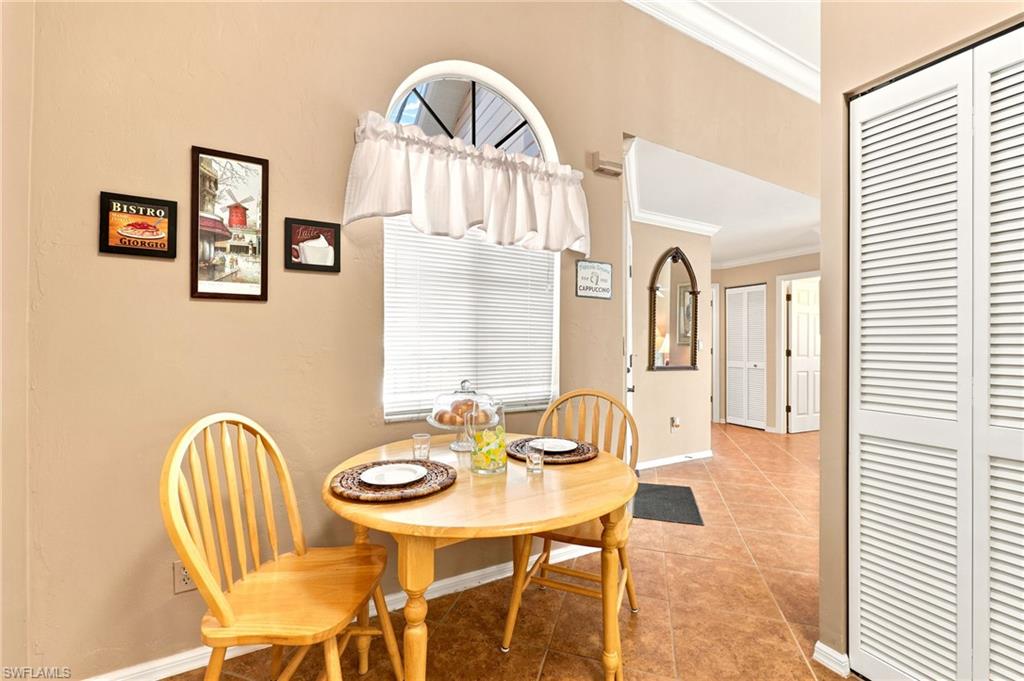 Eat in Kitchen