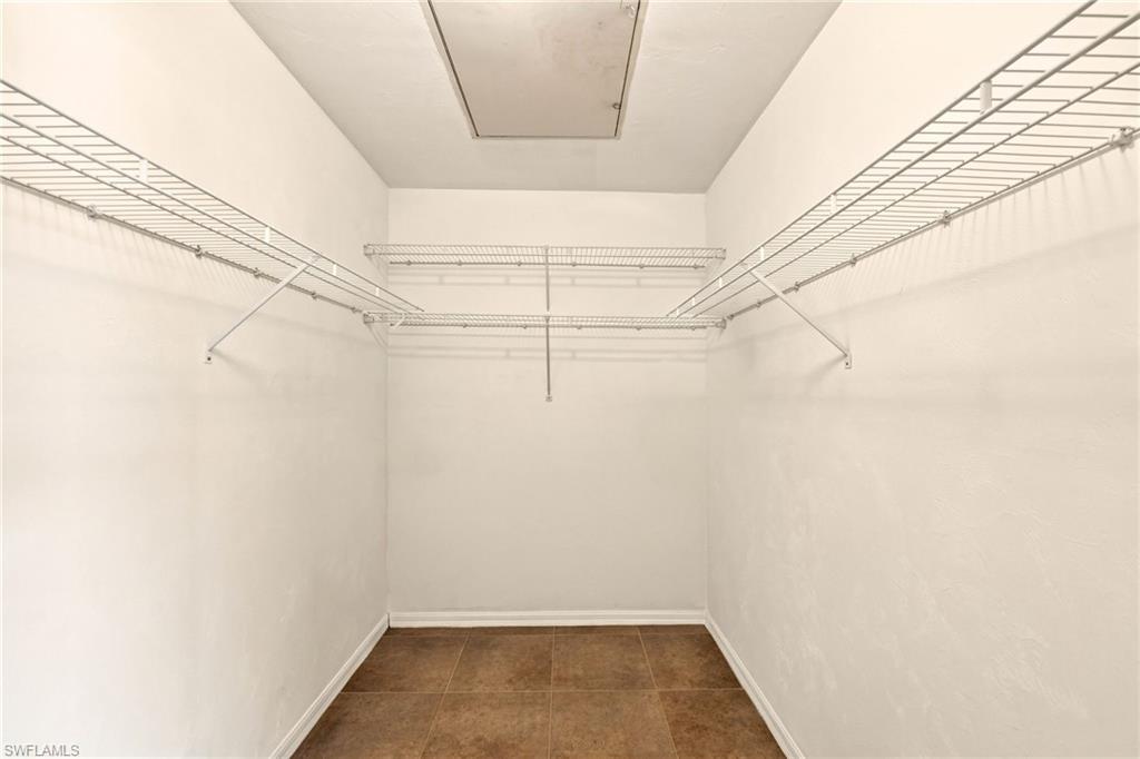 Walk in Closet