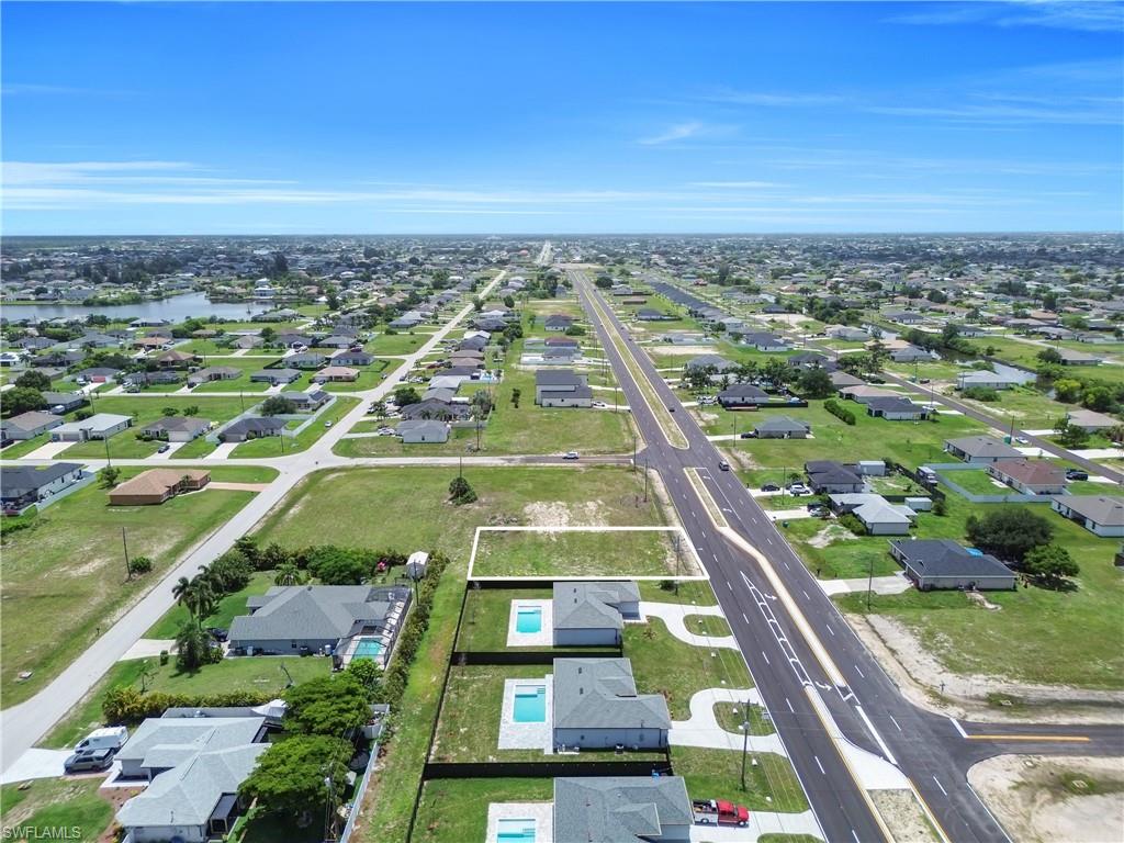 107 Diplomat PKWY E