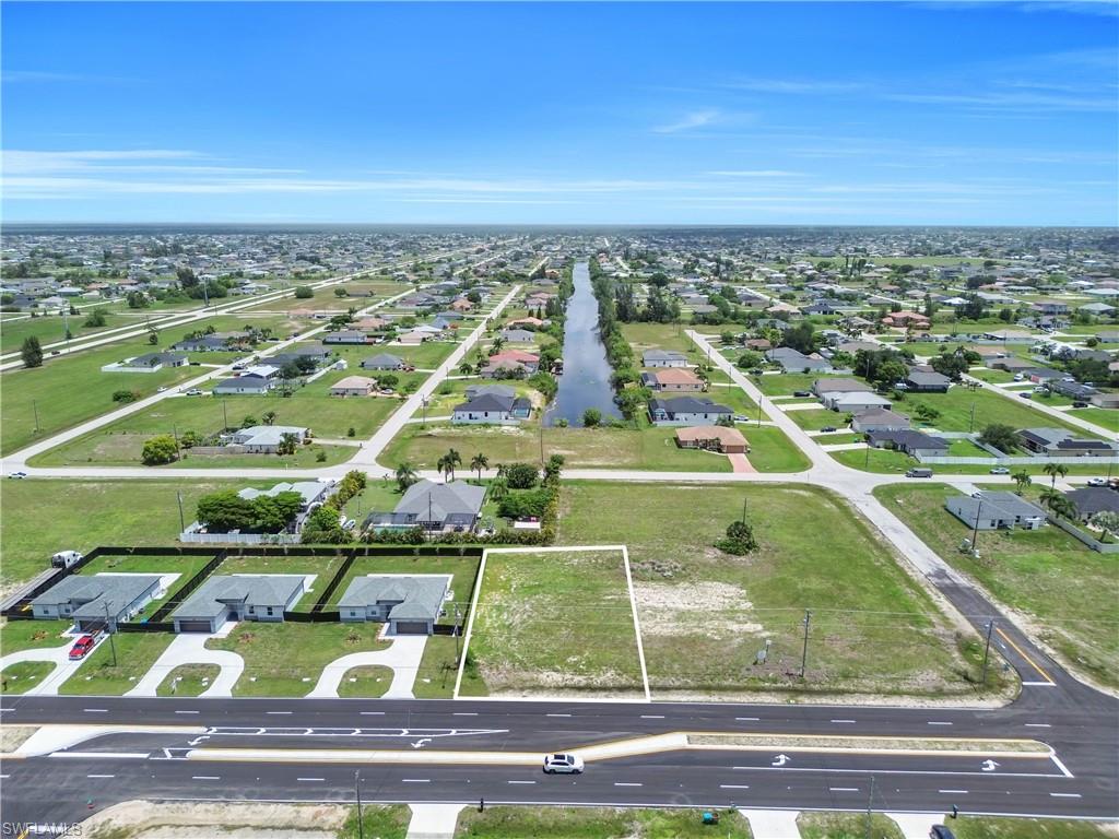 107 Diplomat PKWY E