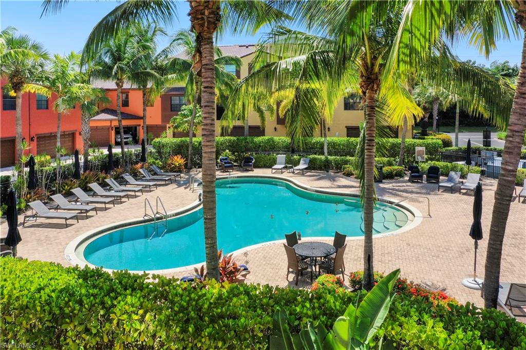 View of quad pool in rear of unit