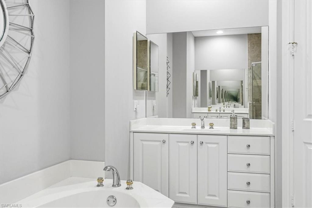 3695 Montreux LN 202 photo 17