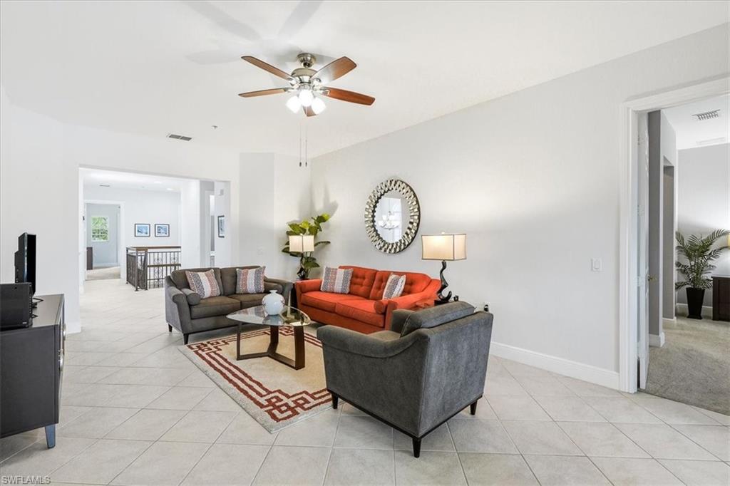 3695 Montreux LN 202 photo 10