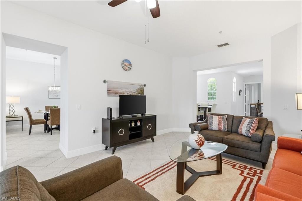 3695 Montreux LN 202 photo 18