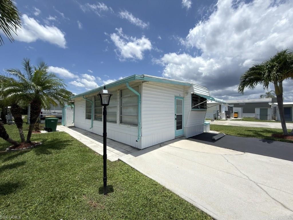 16 Jade DR