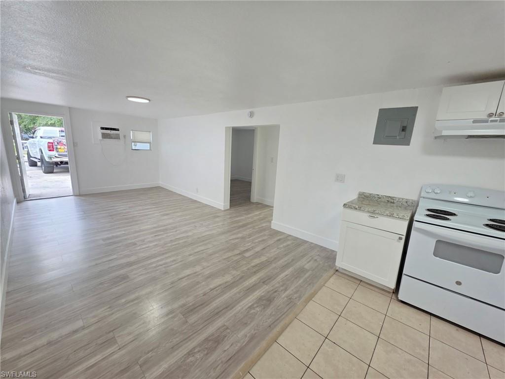 420 Fairfax DR 1 photo 6