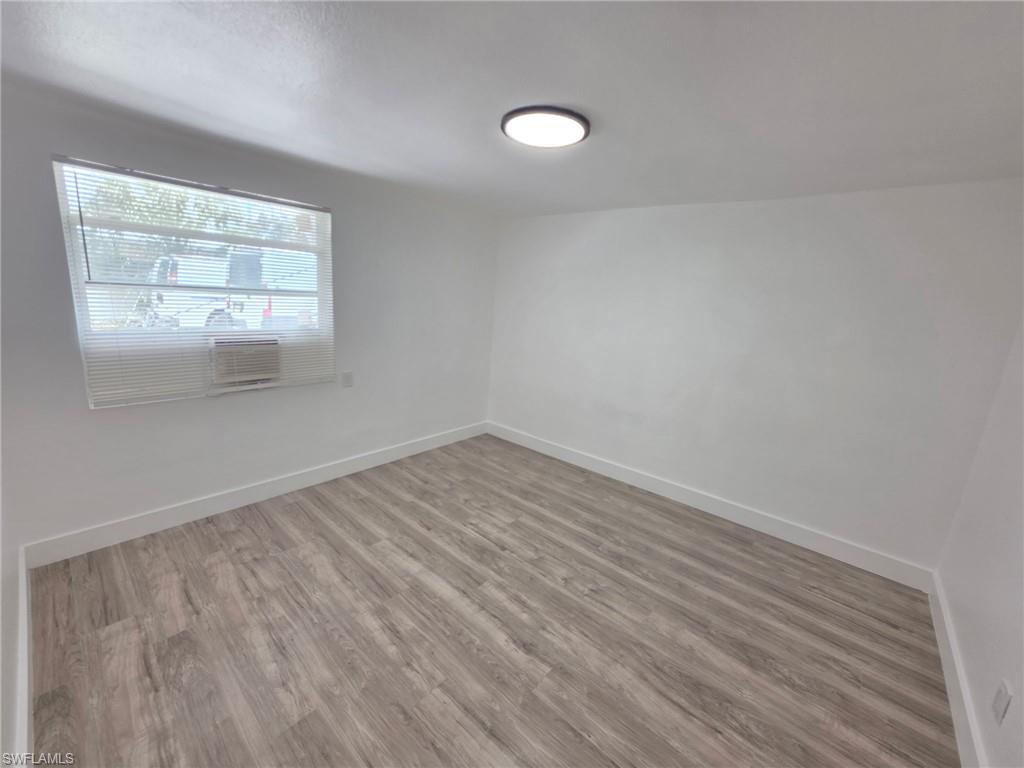 420 Fairfax DR 1