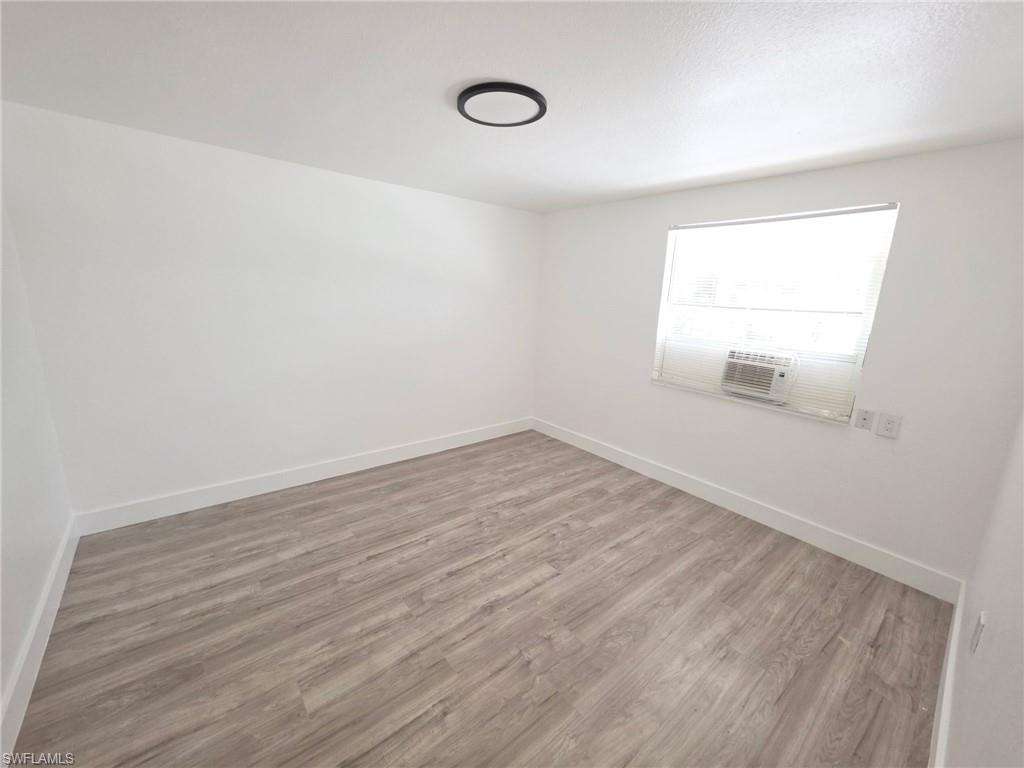 420 Fairfax DR 1