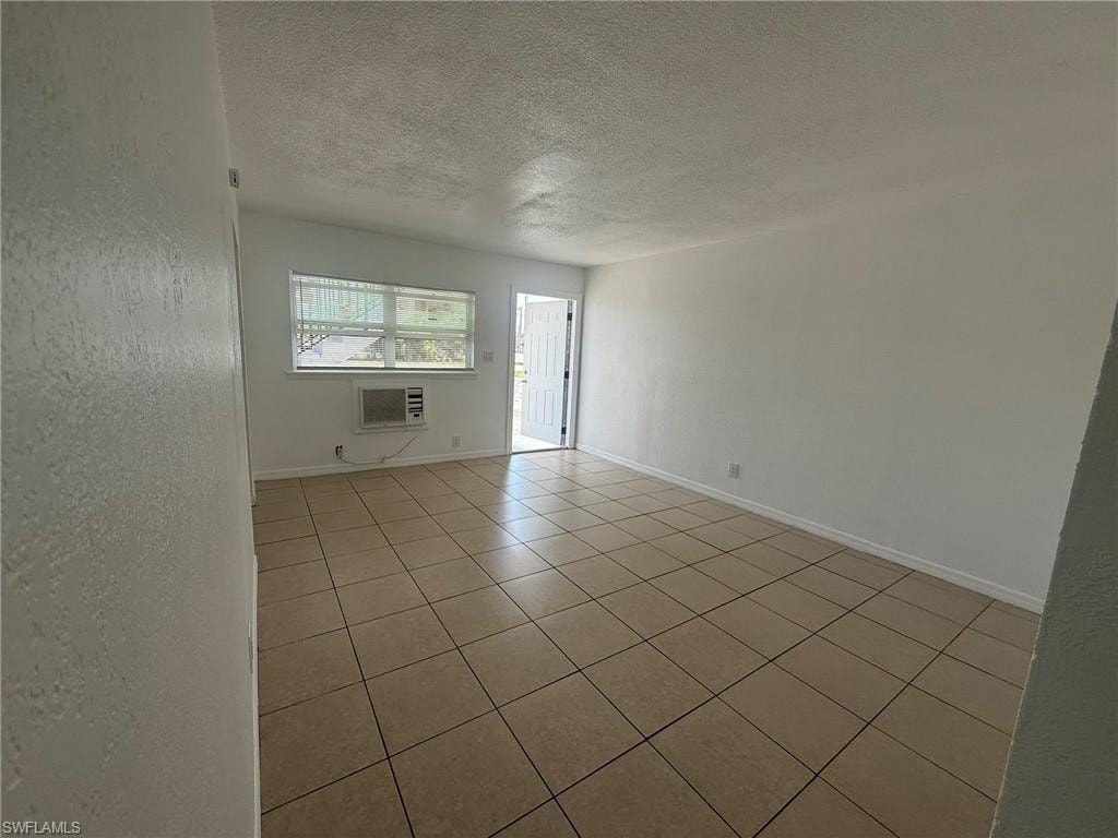 2452 Stella ST 101 photo 10